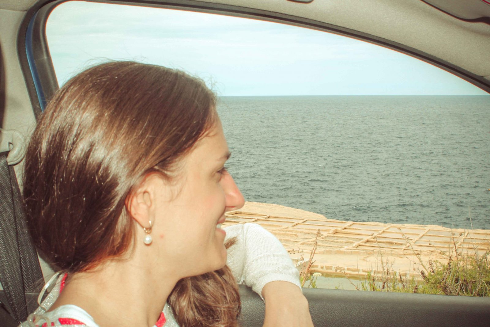 Family experience with Mayjo Car Hire review. TravelFamilyBlog