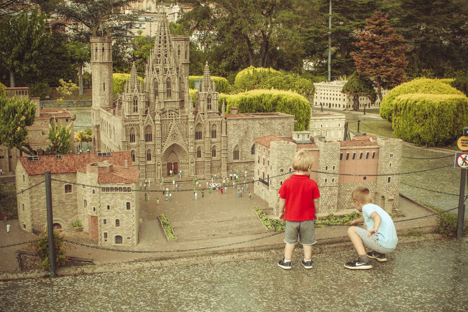 discovering-catalunya-en-miniatura-with-kids-perfect-getaway-with-kids